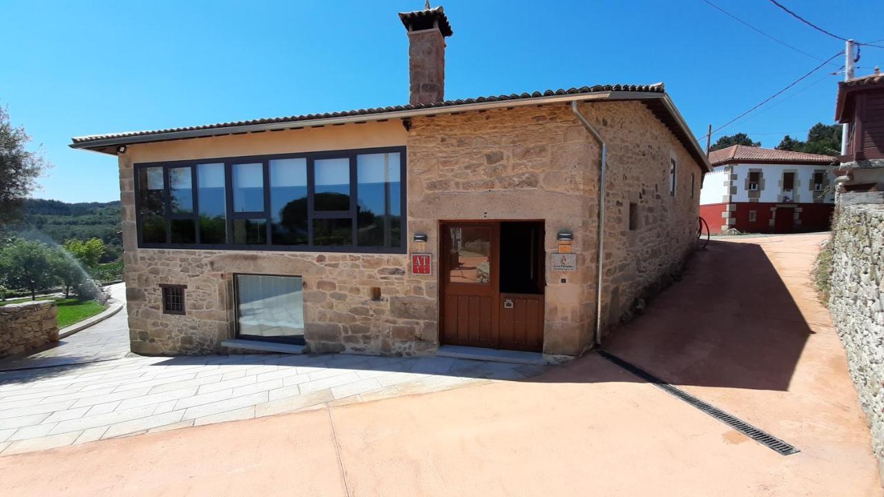 Апартаменты O Forno Casa Ferrador Ribeira Sacra Собер Экстерьер фото