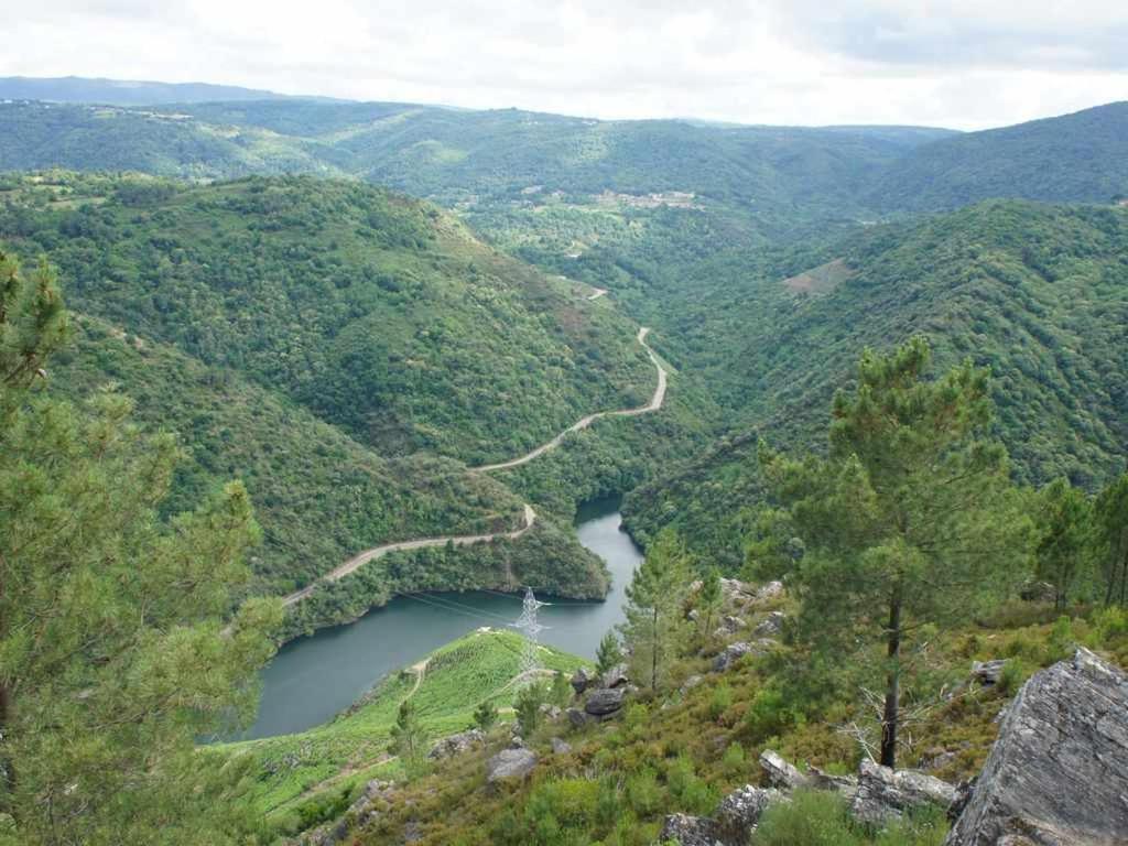 Апартаменты O Forno Casa Ferrador Ribeira Sacra Собер Экстерьер фото