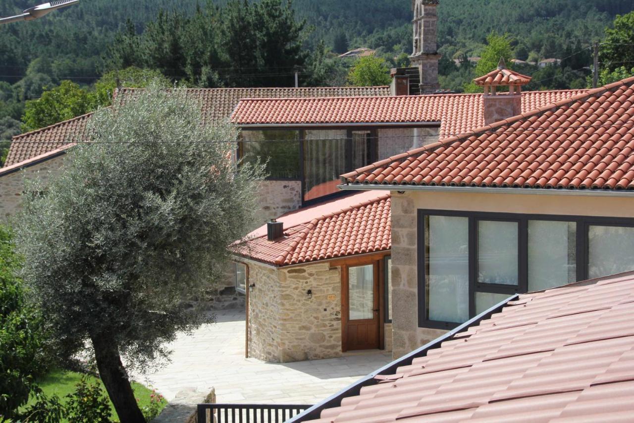 Апартаменты O Forno Casa Ferrador Ribeira Sacra Собер Экстерьер фото